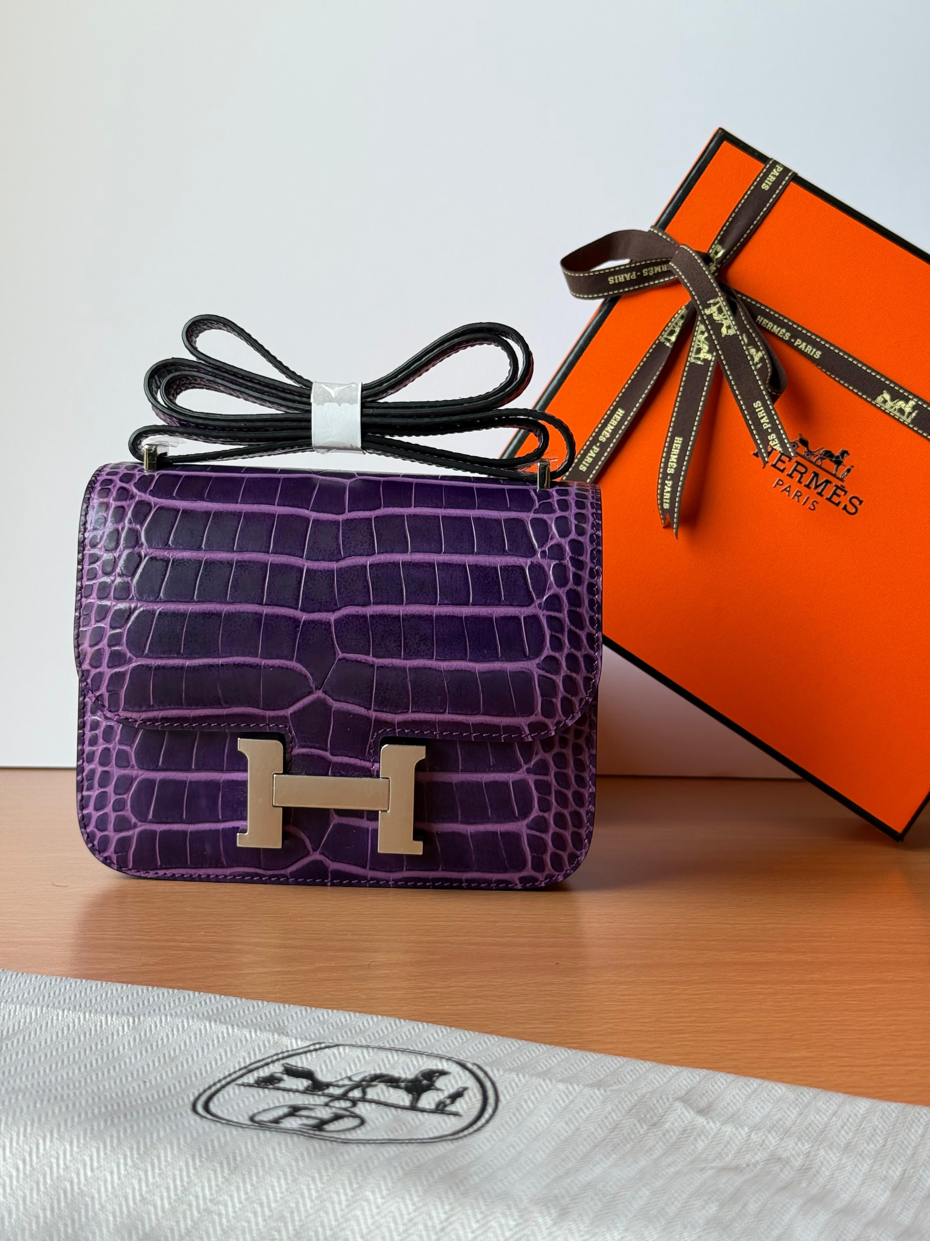 Hermès Bag | Constance 18 Purple Alligator