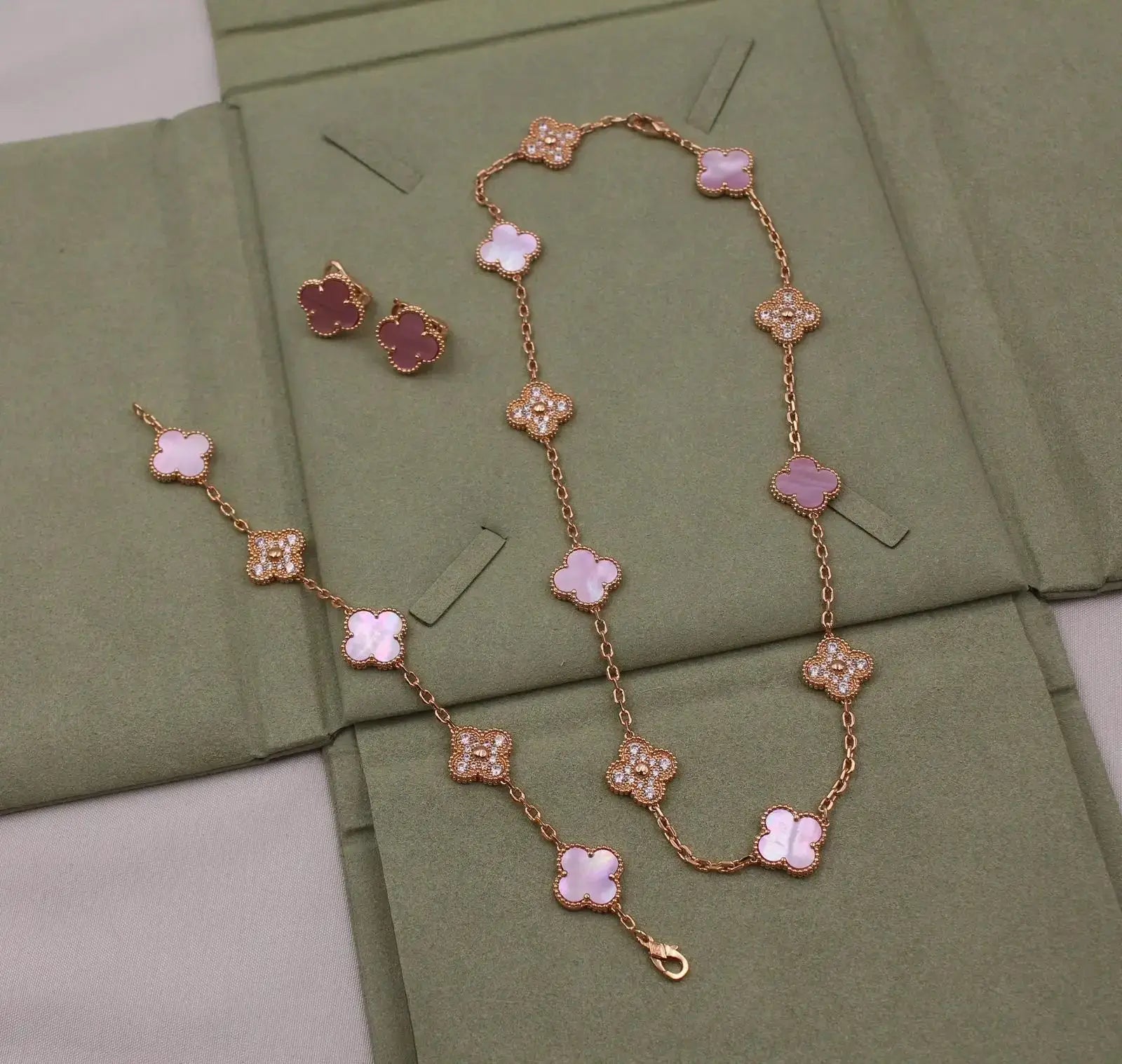 Van Cleef & Arpels Jewelry | Bracelet Silver Pink Pearl